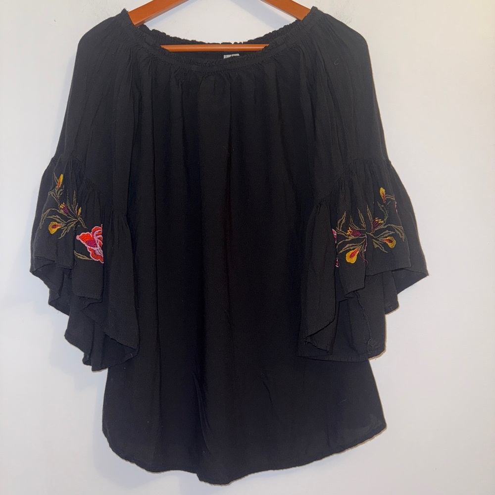 🖤🌹 Feathers Black Embroidered Peasant Blouse | Medium - Picture 3 of 12